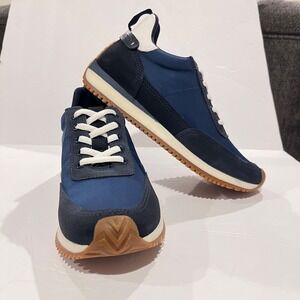 Vince Camuto Womens Sneaker Size 6 Maarten Blue Suede Sporty Casual NIB
